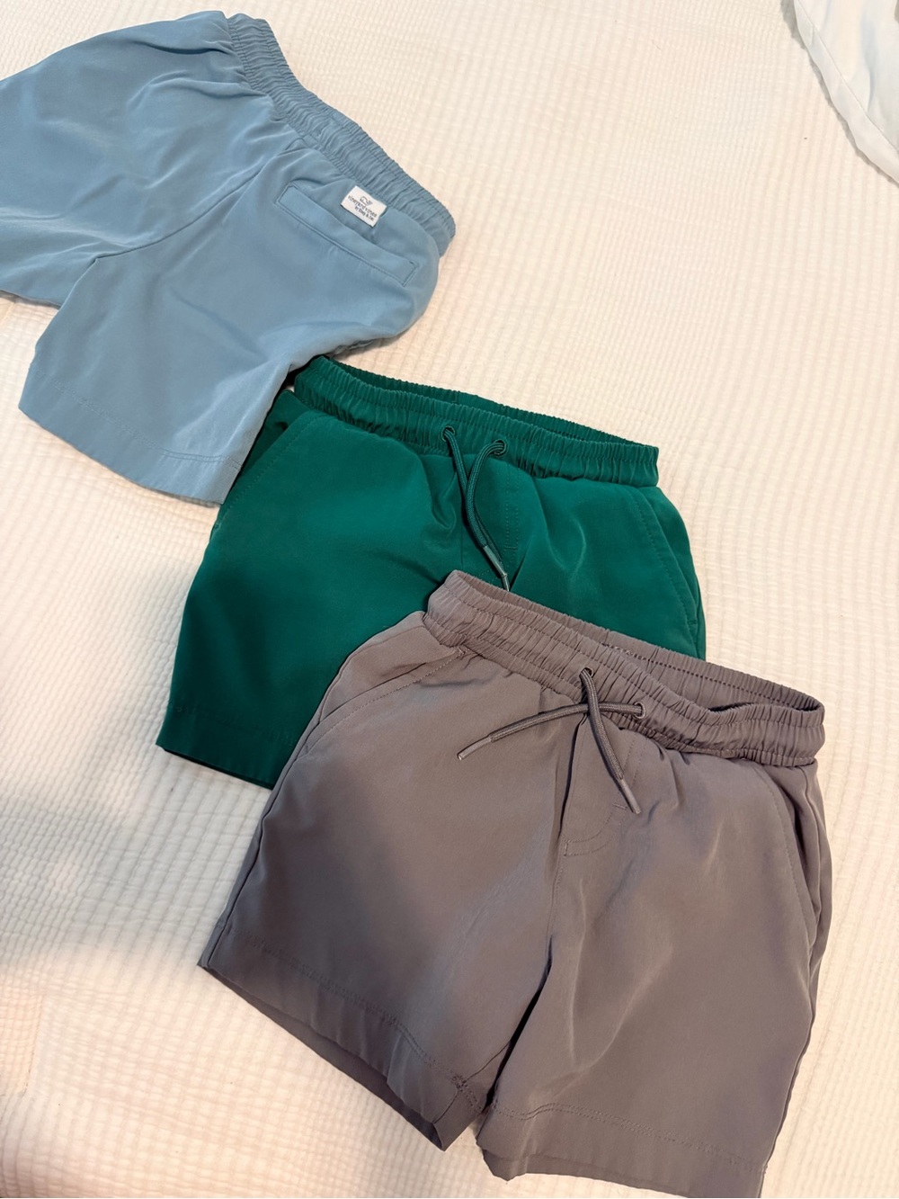 Bundle of 3 Vineyard Vines Kids performance Elastic-Waist Shorts